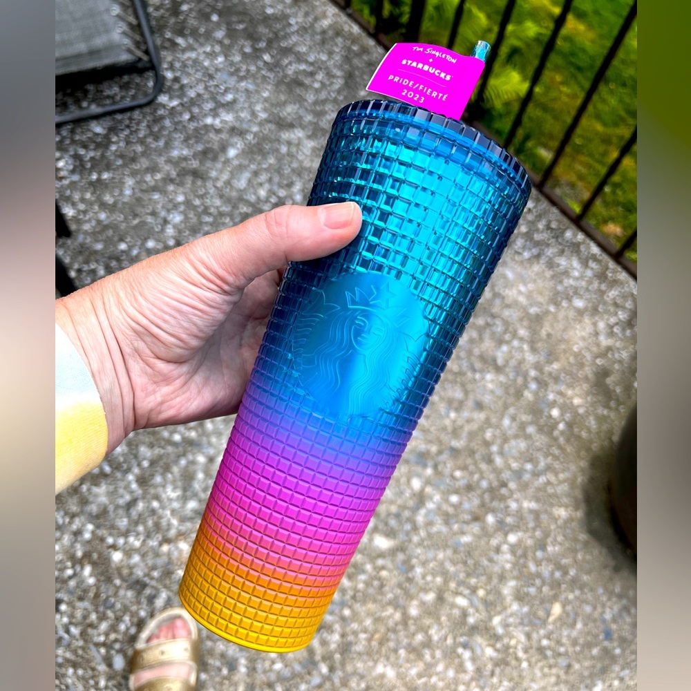 🏳️‍🌈PRIDE 2023🏳️‍🌈 Tim Singleton + Starbucks Ombré Grid Tumbler BNWT